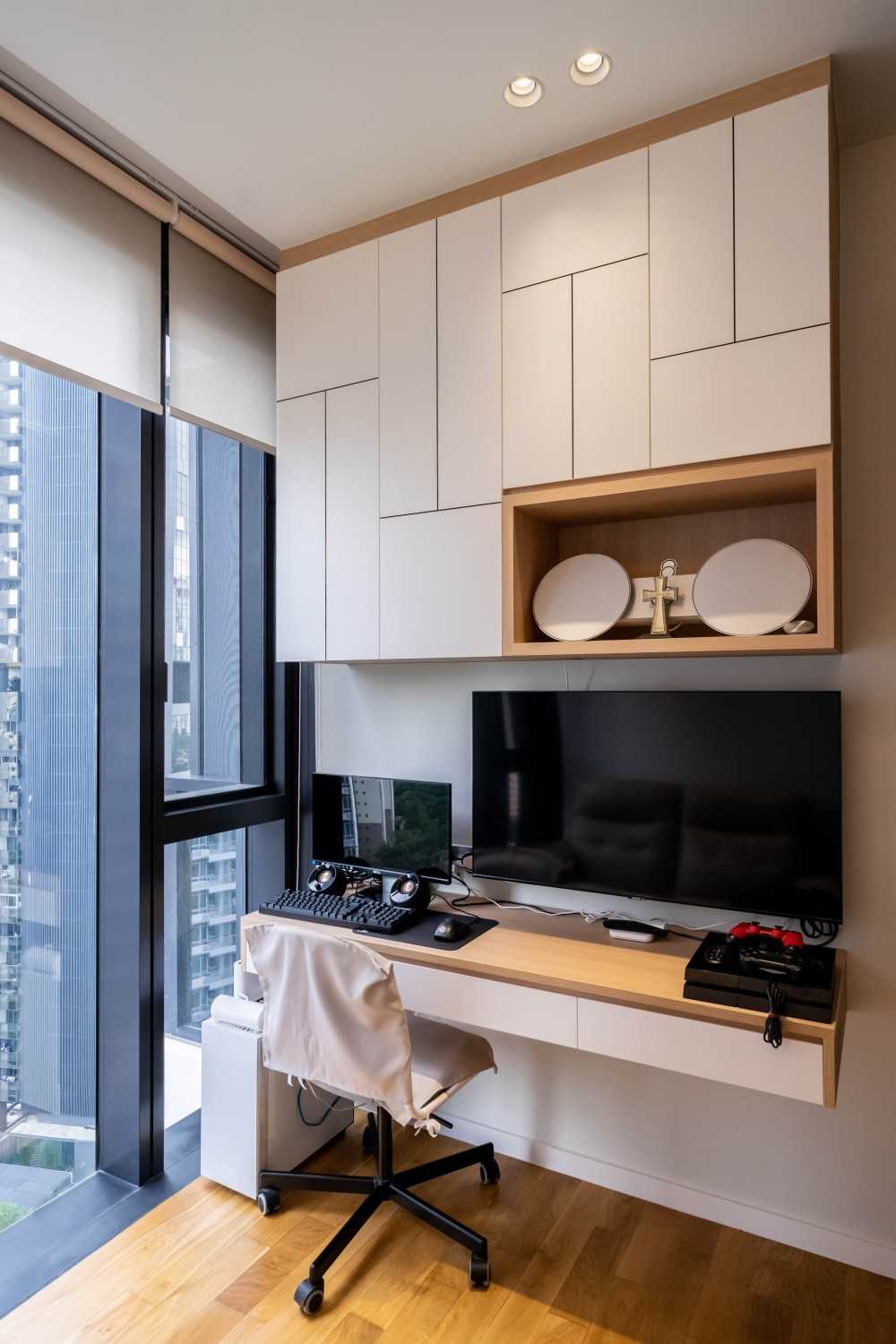 Scandinavian Study with Desk and Desk Chairs