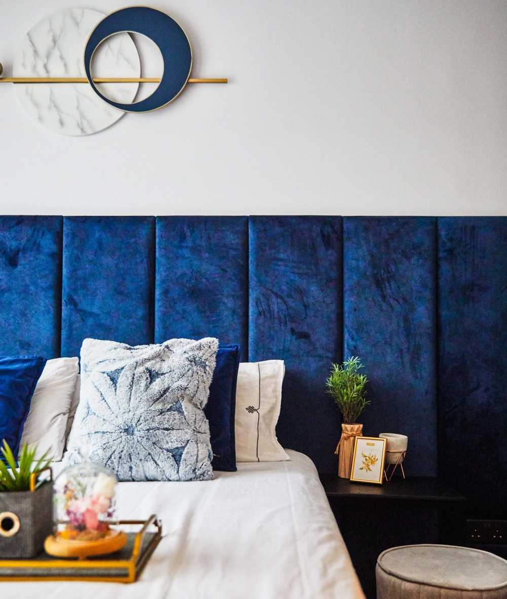 Contemporary Bedroom with Bedside Table and Queen Bed