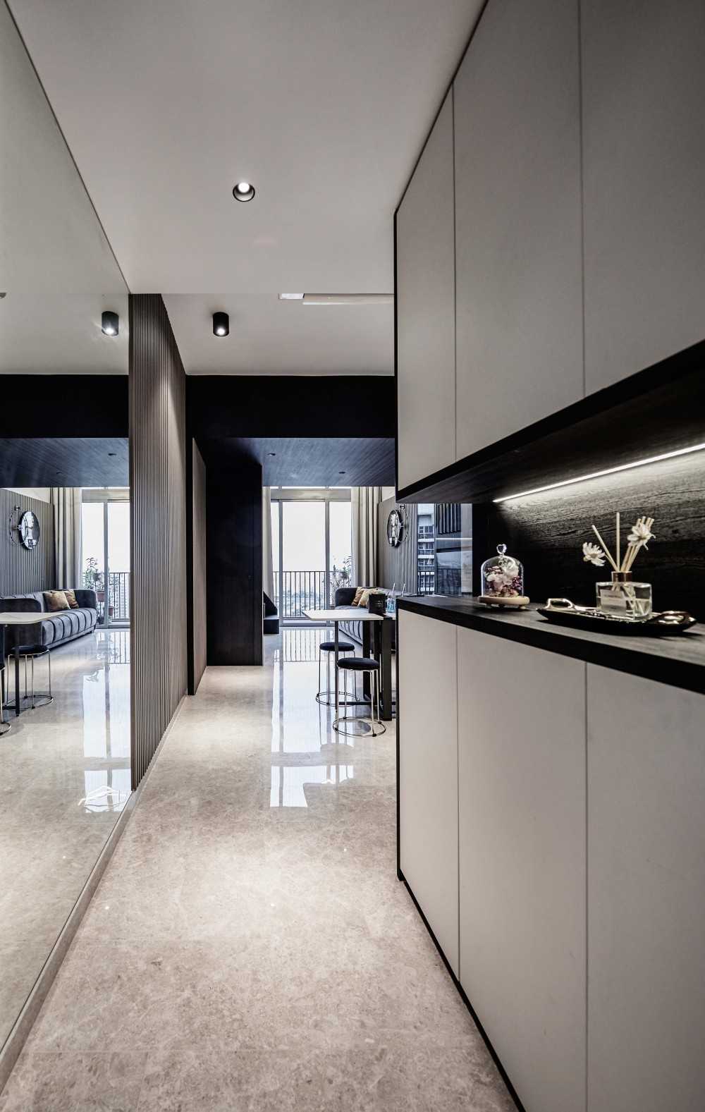 Contemporary Entryway with Mirror and Shoe Rack