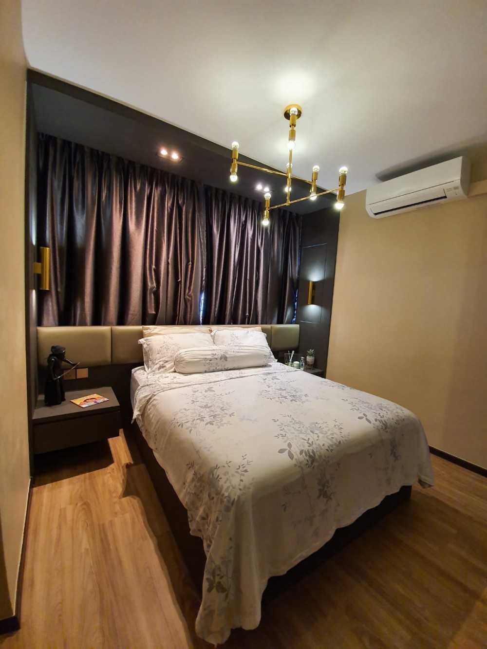Modern Bedroom with Vinyl Flooring and Built-in Bed