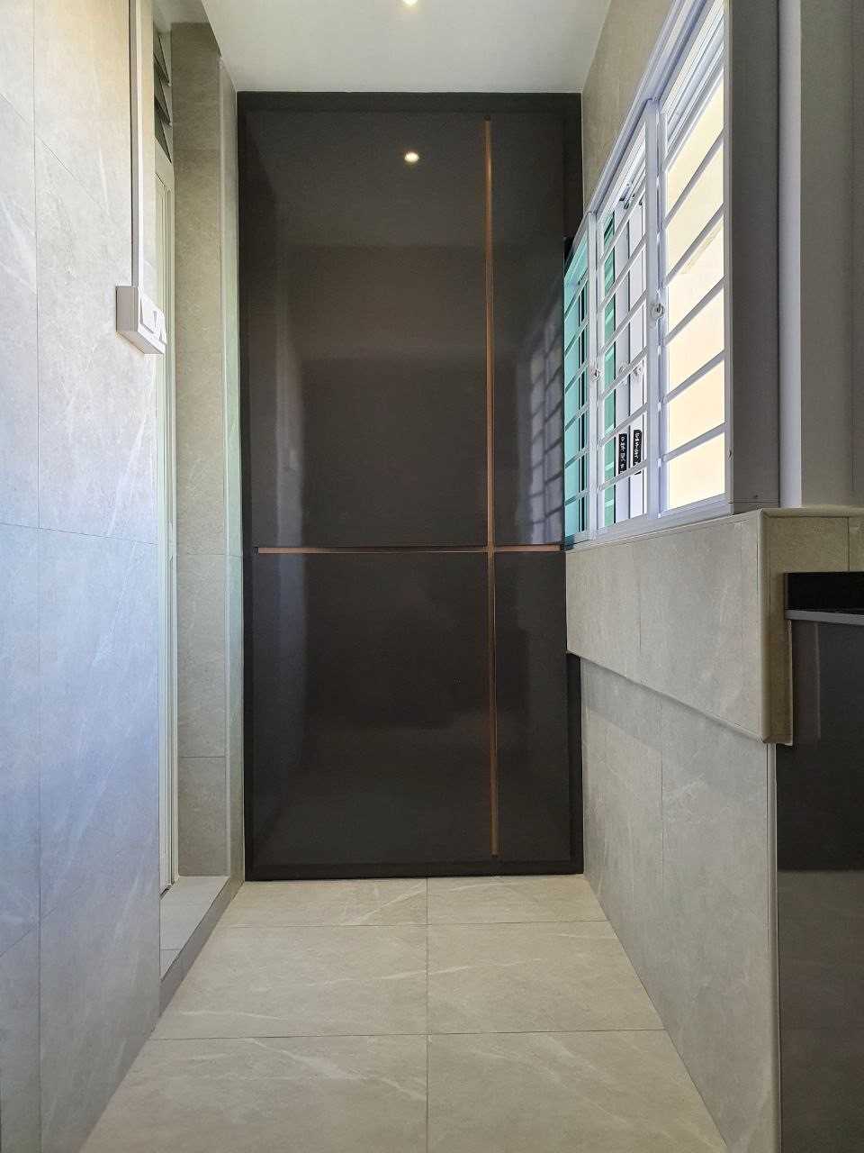 Modern Service Yard with Washing Machine and Laundry Area