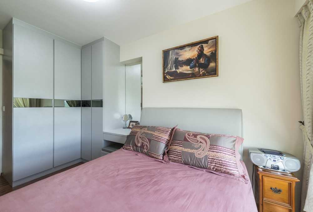 Modern Bedroom with Ceiling Light and Wardrobe