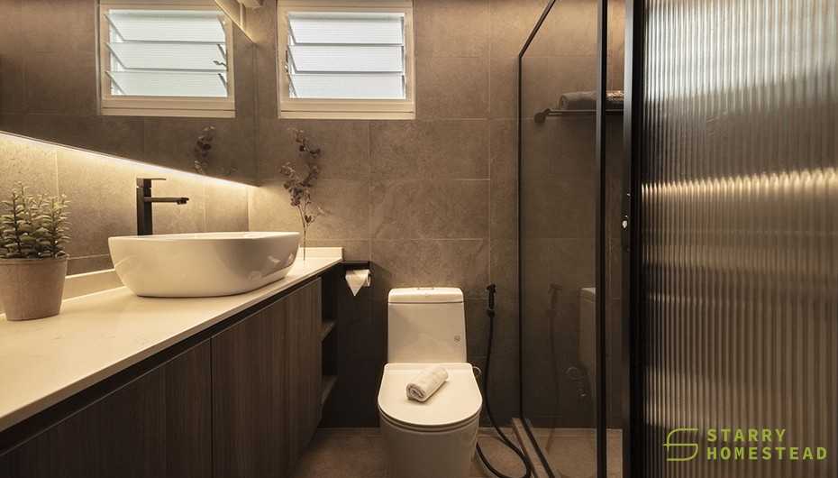 Scandinavian Bathroom with Mirror and Bathroom Mirrors