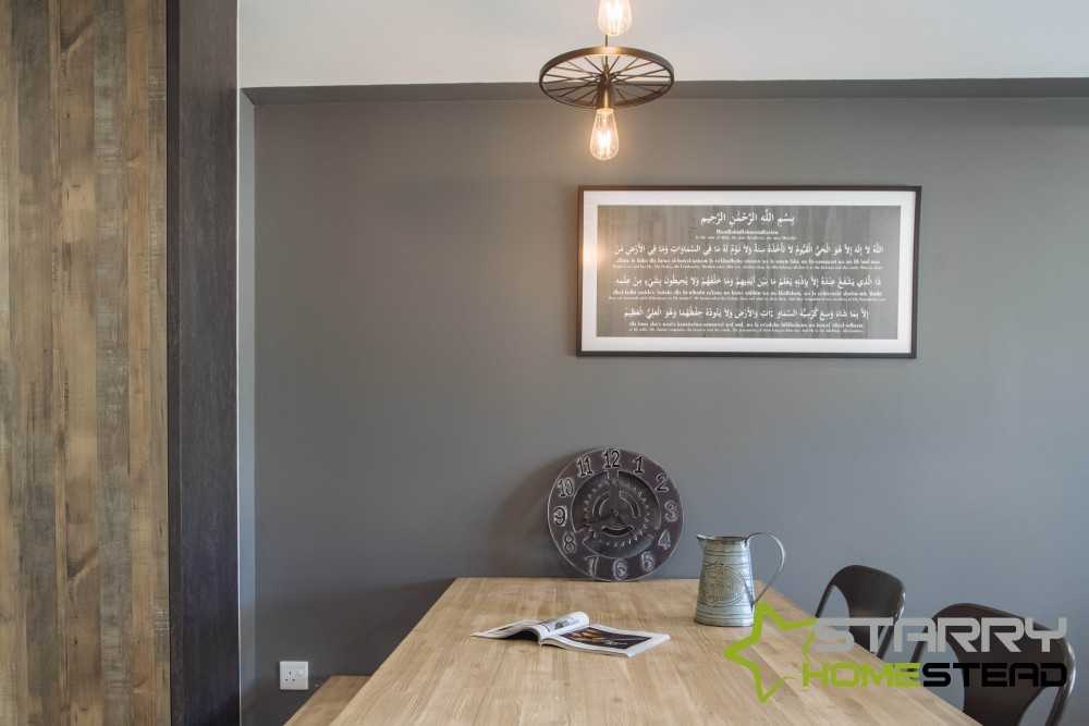 Industrial Dining Room with Dining Table and Dining Chairs