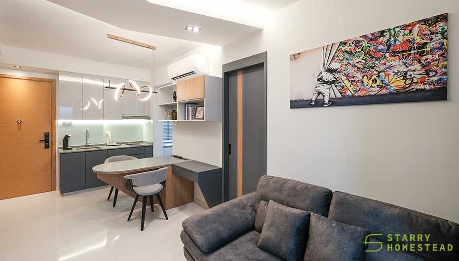 Modern Dining Room with Chandelier and Dining Table