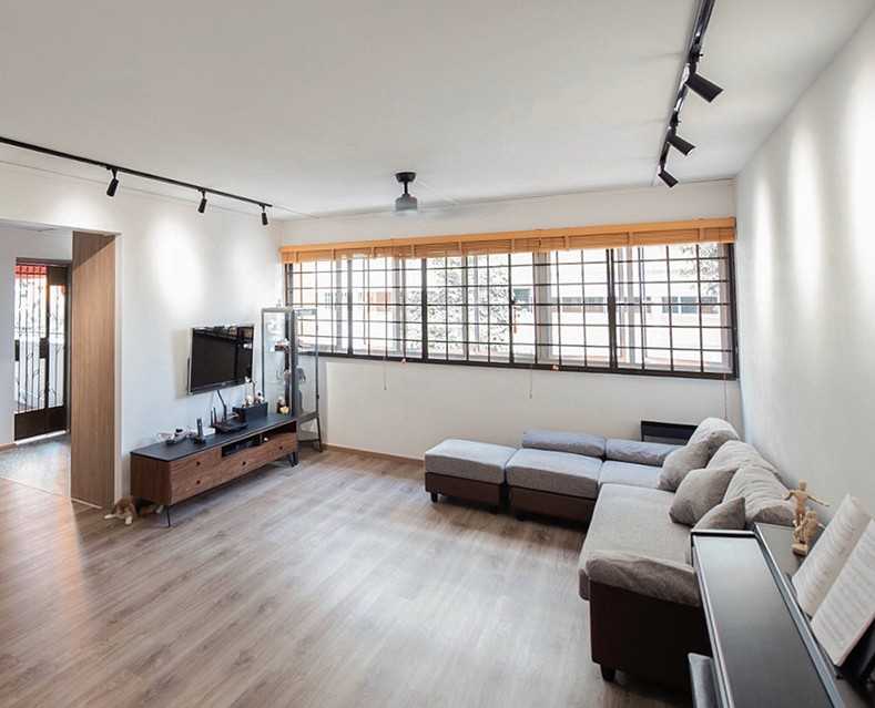 Scandinavian Living Room with Vinyl Flooring and Wood Flooring