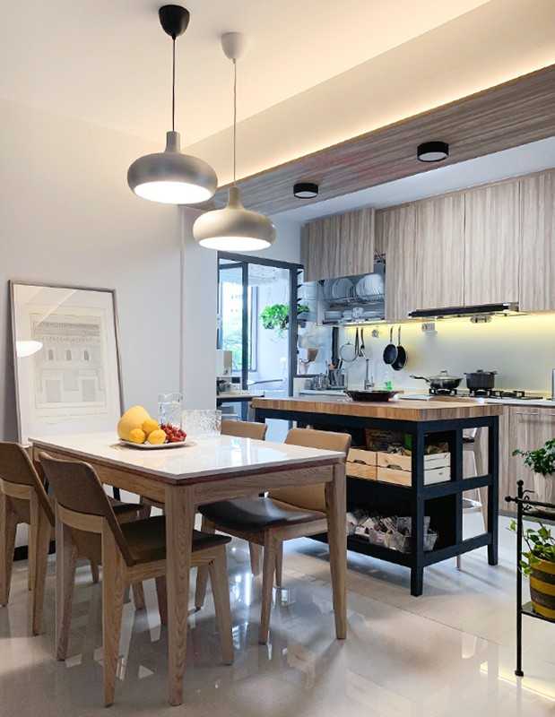 Contemporary Dining Room with Open Kitchen and Dining Table