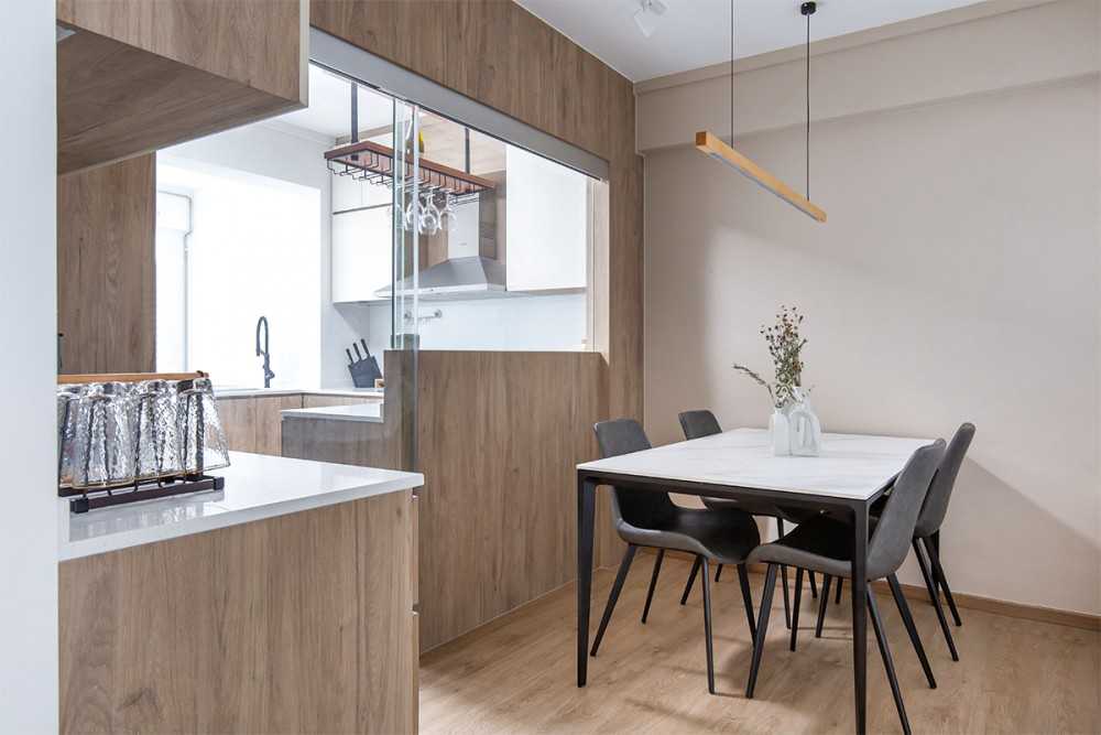 Scandinavian Dining Room with Dining Table and Dining Chairs