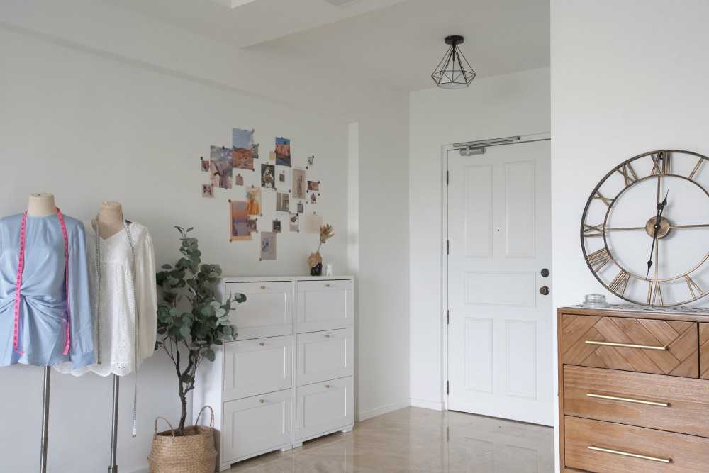 Scandinavian Entryway with Shoe Rack and Small Storage