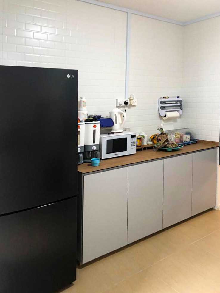 Modern Kitchen with Feature Wall and Kitchen Window