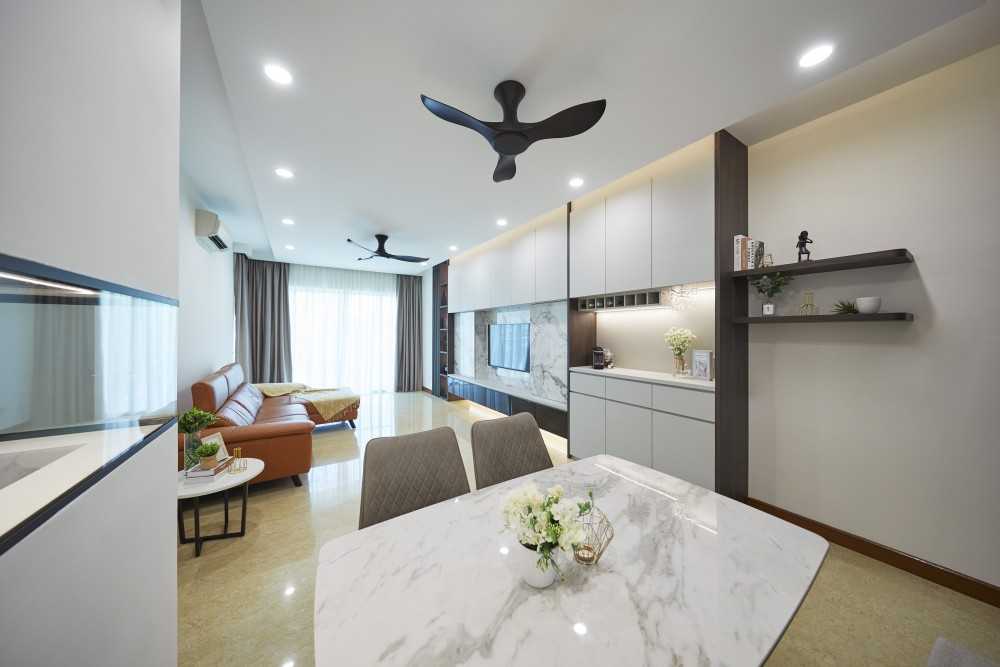 Scandinavian Dining Room with Wardrobe and Dining Table