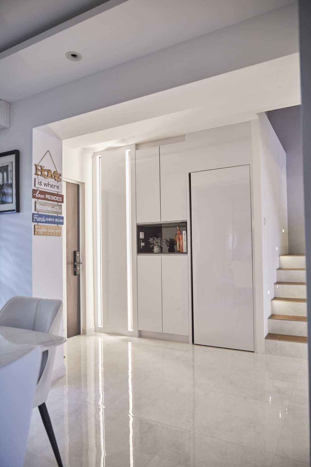 Modern Dining Room with Wardrobe and Paintings