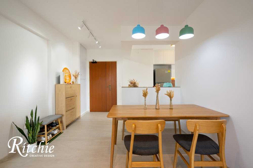 Minimalist Dining Room with Dining Table and Seating Bench