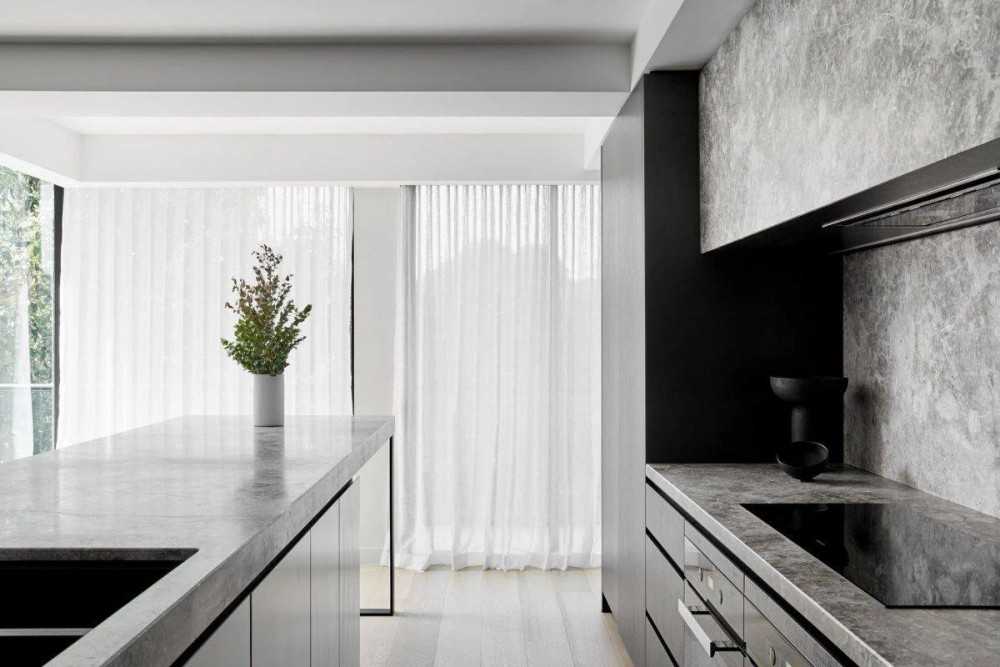 Contemporary Kitchen with Parquet Floor and Kitchen Island