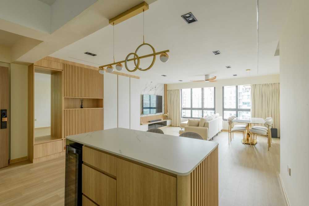 Scandinavian Living Room with Settee and Countertop