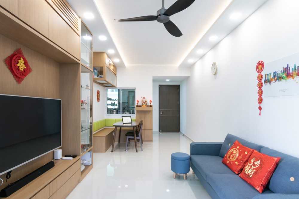 Modern Living Room with TV Console and Ceiling Fan