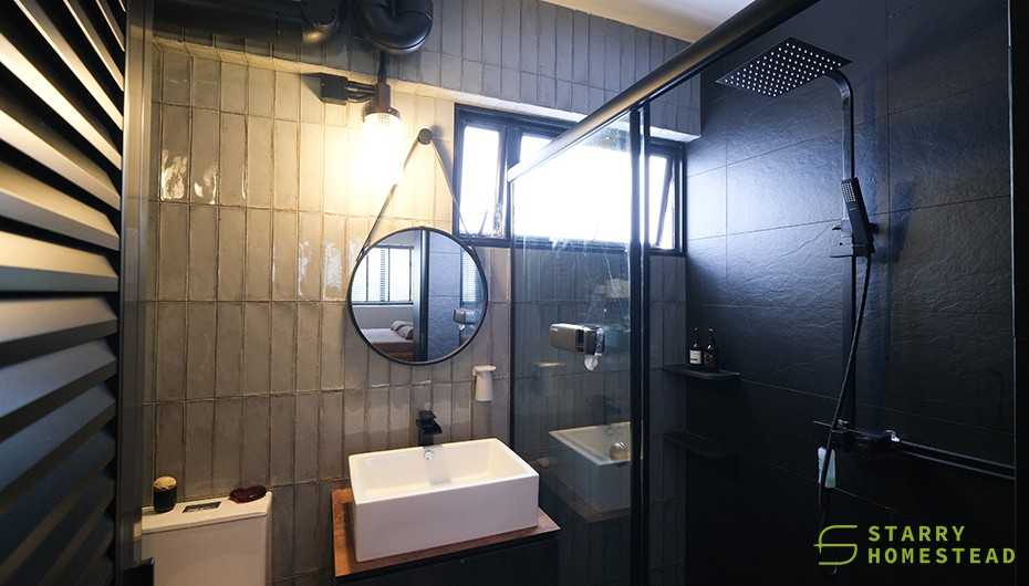 Industrial Bathroom with Rainshower and Showers
