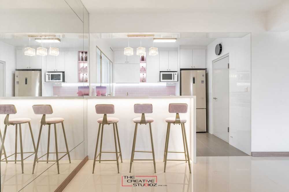 Minimalist Dining Room with Kitchen Island and Lighting