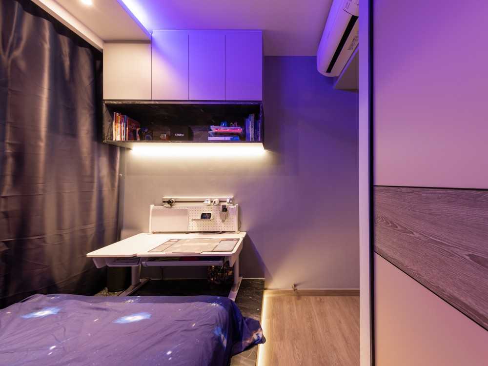 Transitional Bedroom with Wardrobe and Curtain