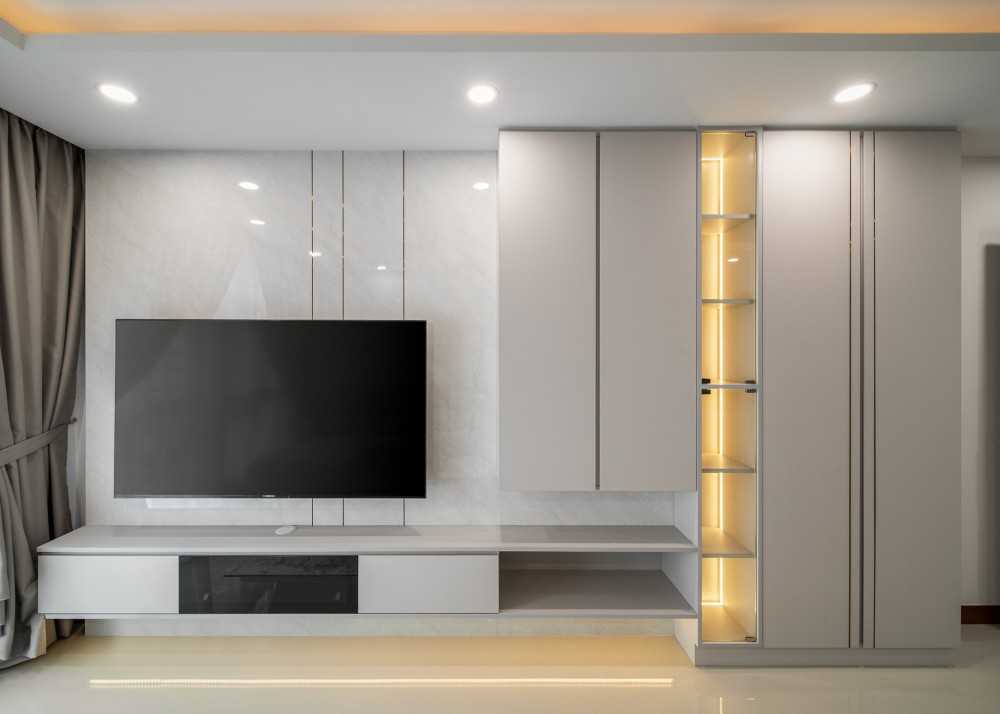 Contemporary Living Room with Bookshelf and Homogeneous Tiles