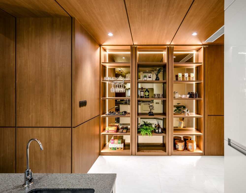 Contemporary Entryway with Mirror and Shelving Units