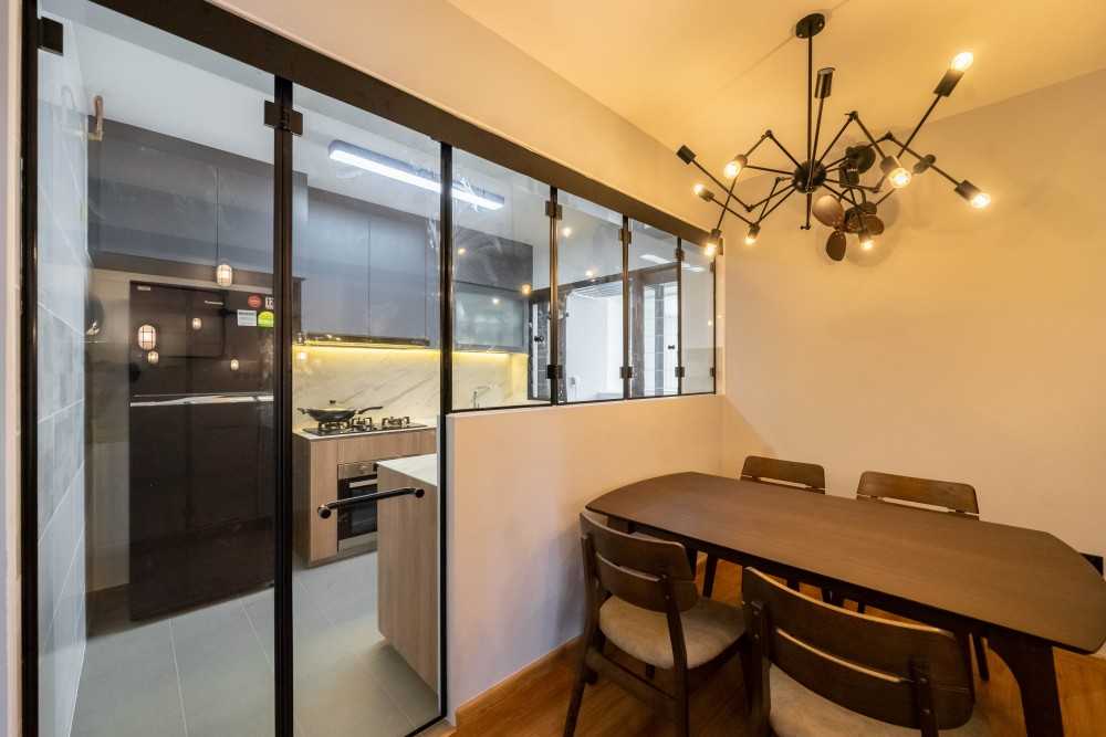 Modern Dining Room with Downlights and Dining Table