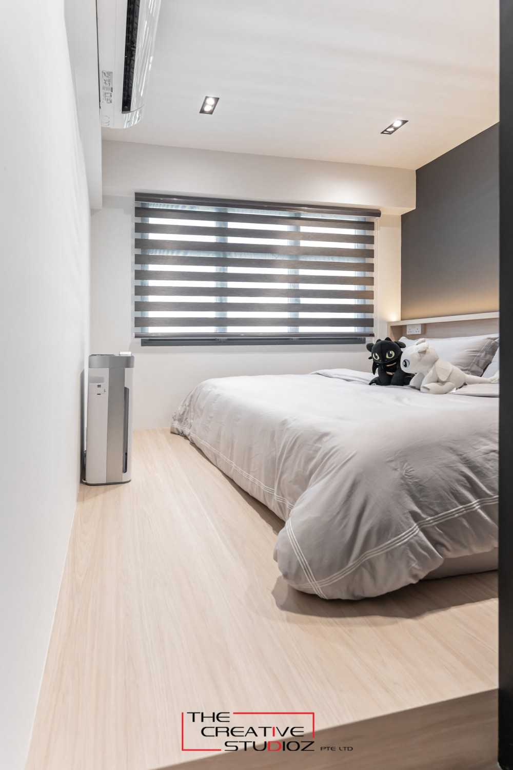 Modern Bedroom with Platform Bed and Vinyl Flooring
