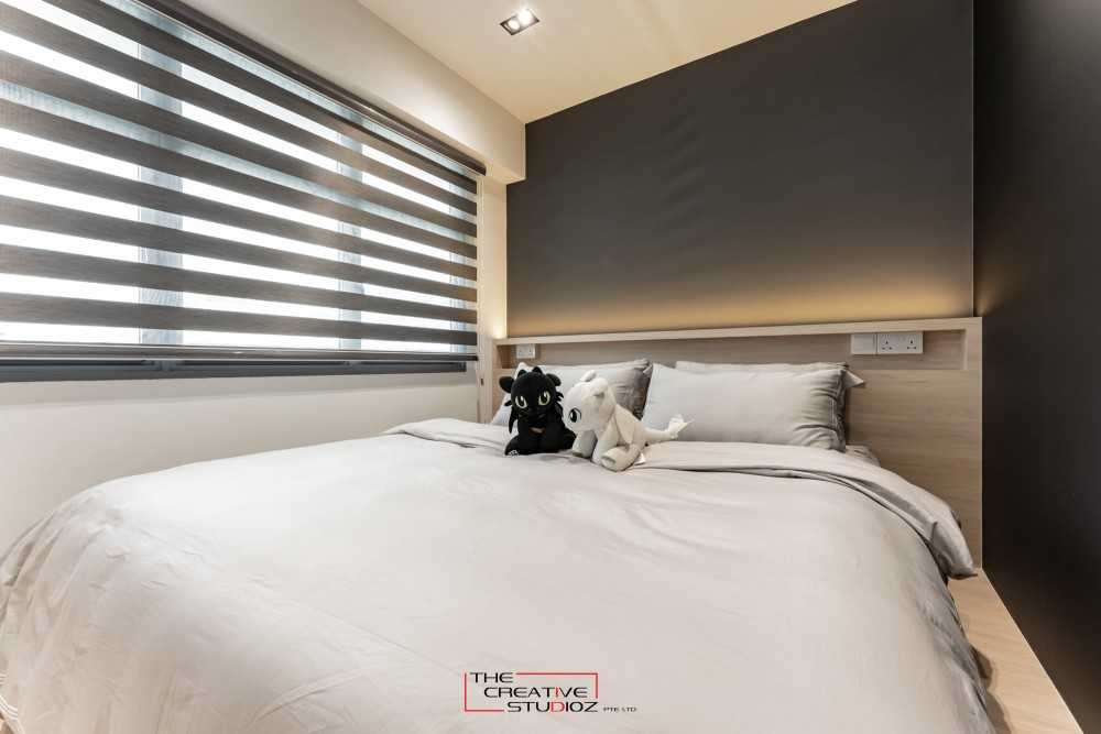 Modern Bedroom with Platform Bed and Vinyl Flooring