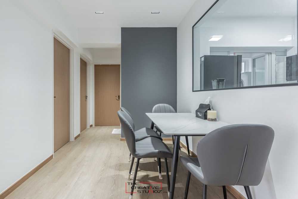 Modern Dining Room with Drop Light and Dining Table