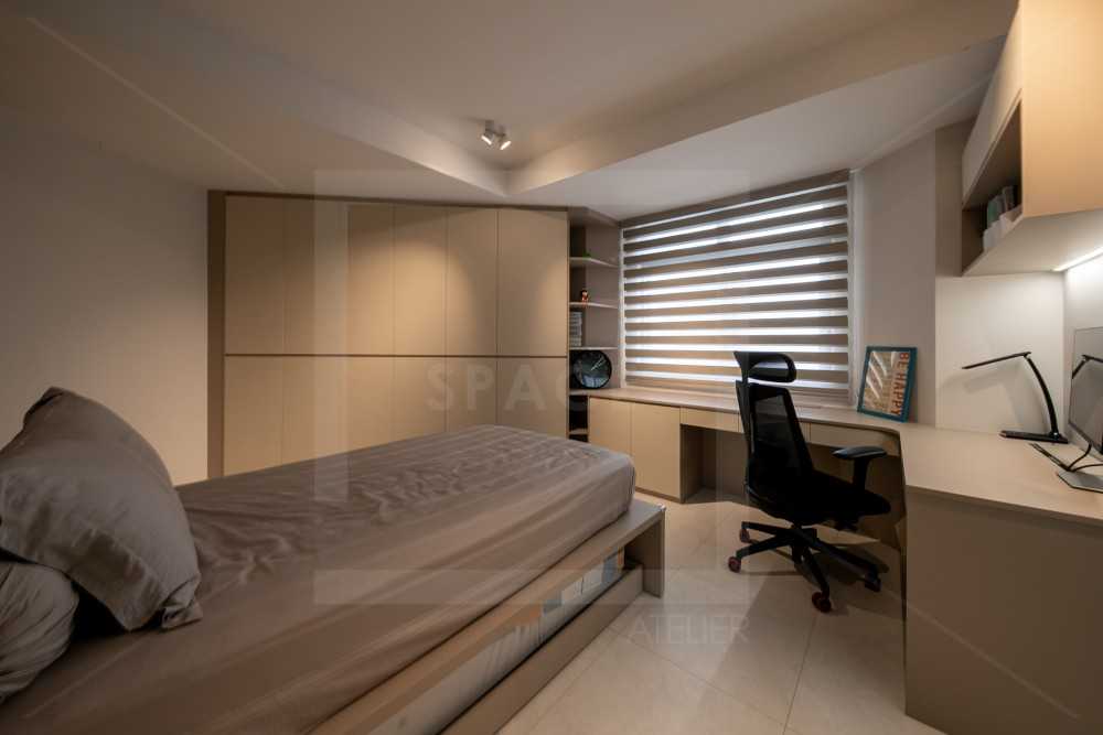 Contemporary Bedroom with Wardrobe and Sliding Wardrobe
