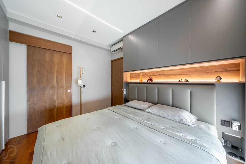 Modern Bedroom with Wardrobe and Closet