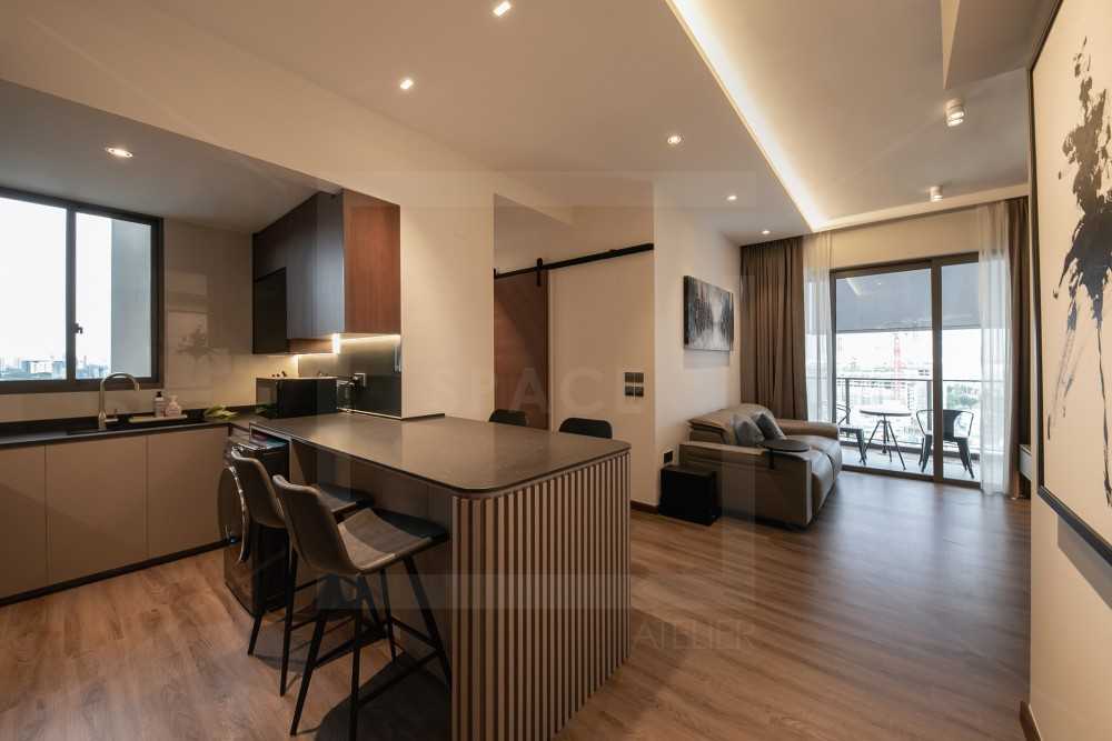 Modern Living Room with Vinyl Flooring and TV Console