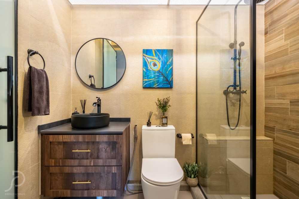 Modern Bathroom with Countertop and Vinyl Flooring