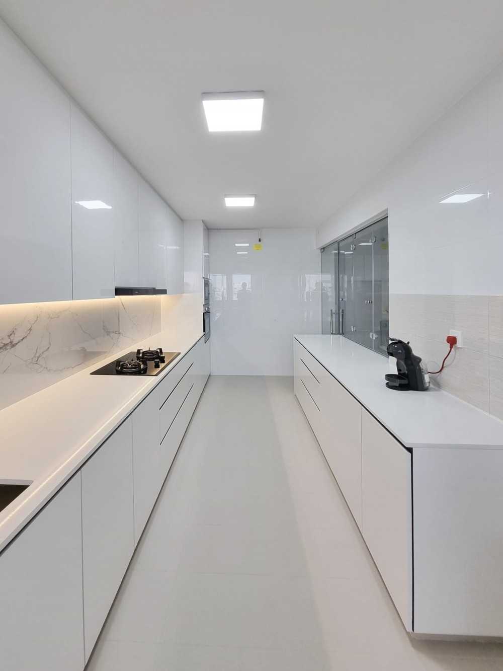 Modern Kitchen with Kitchen Window and Kitchen Accessories