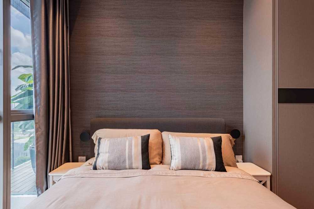 Contemporary Bedroom with Parquet Floor and Cement Floor
