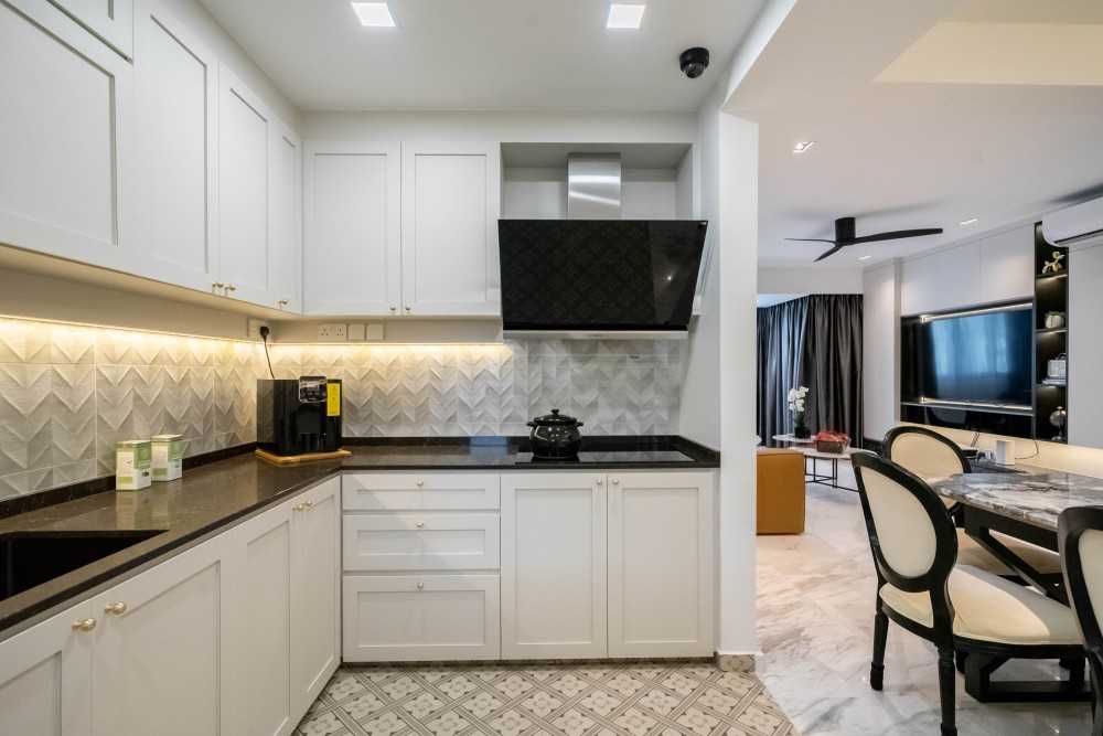 Contemporary Kitchen with Wood Flooring and Kitchen Window