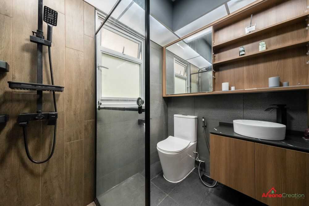 Contemporary Bathroom with Vinyl Flooring and Homogeneous Tiles