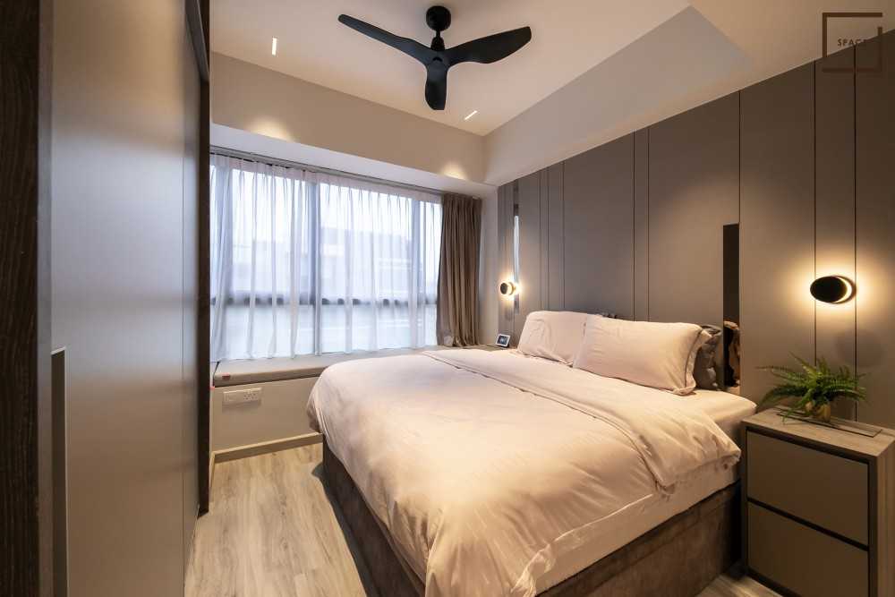 Contemporary Bedroom with Wardrobe and Bed