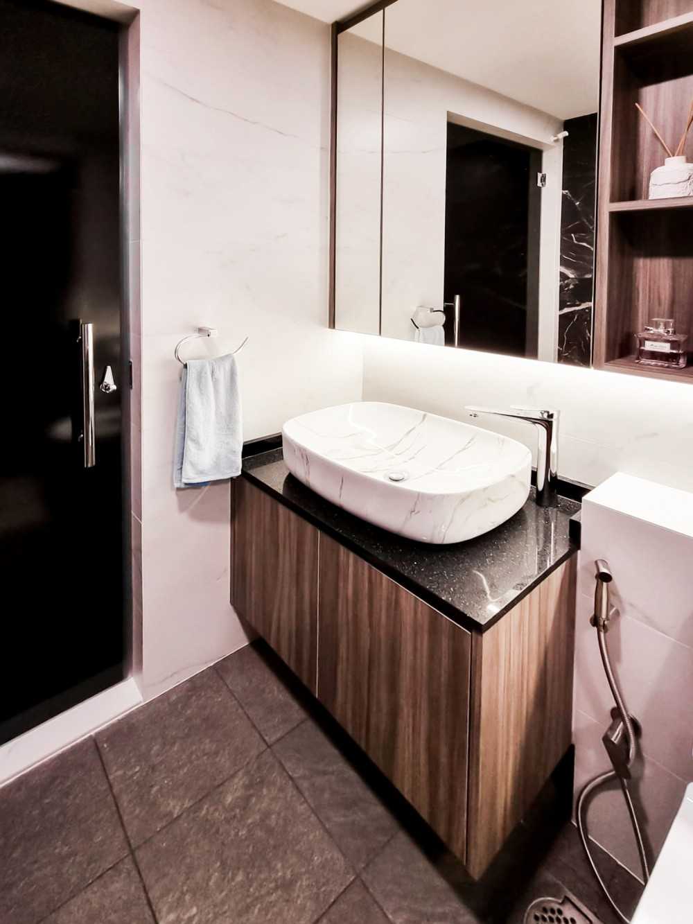 Scandinavian Bathroom with Feature Wall and Mirror