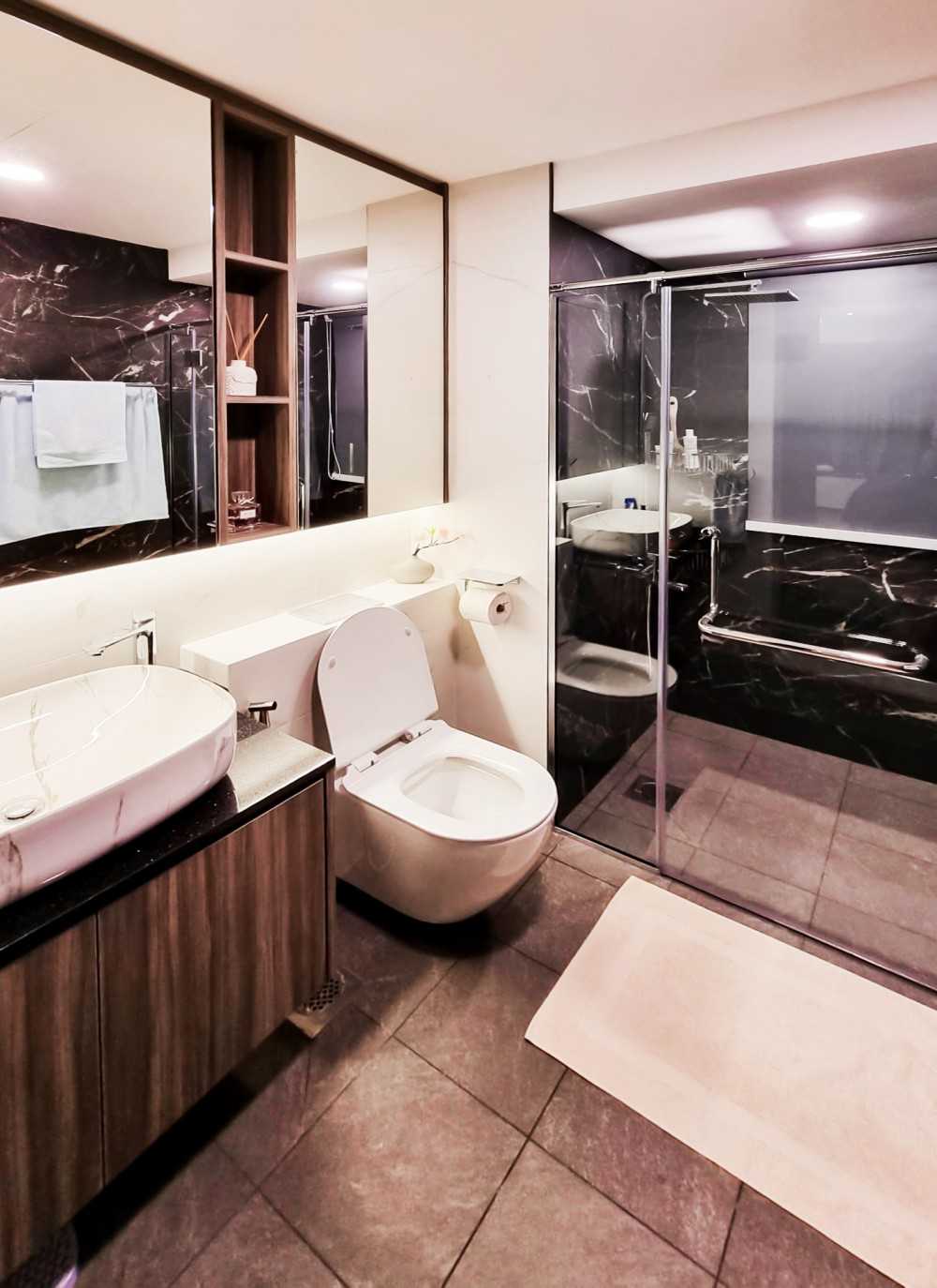 Scandinavian Bathroom with Mirror and Shower Screen
