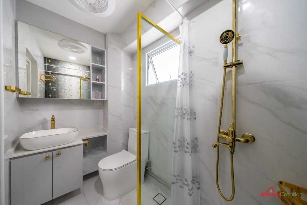 Modern Bathroom with Homogeneous Tiles and Shower Screen
