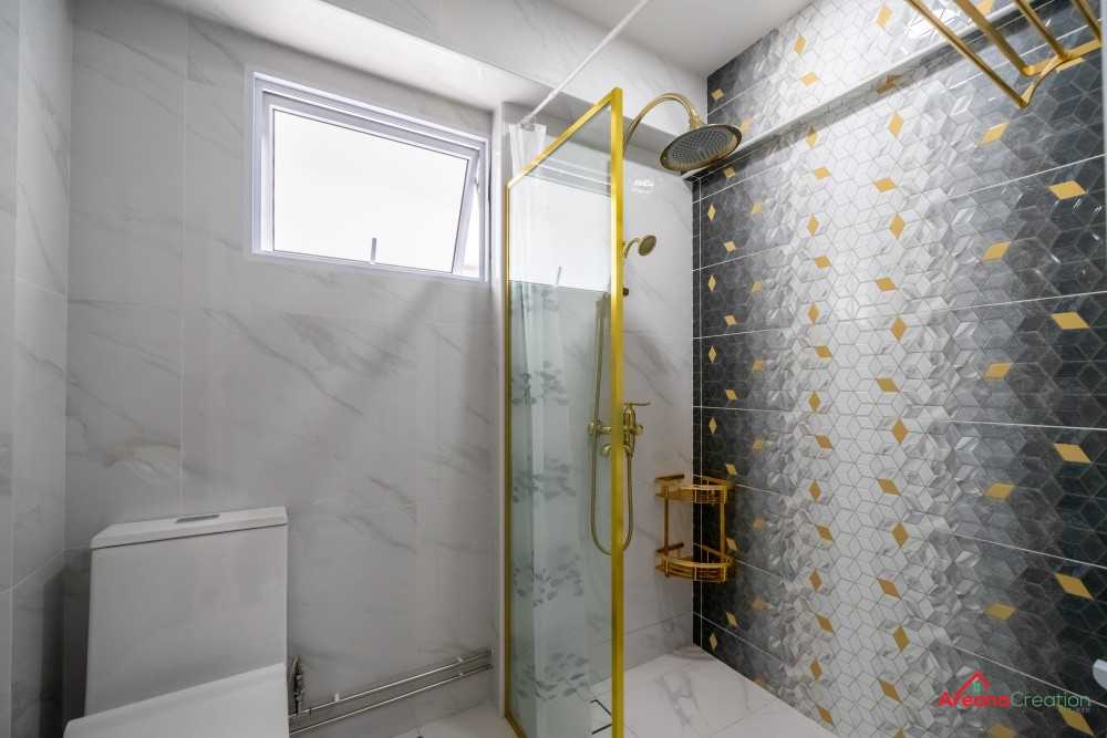 Modern Bathroom with Homogeneous Tiles and Mirror