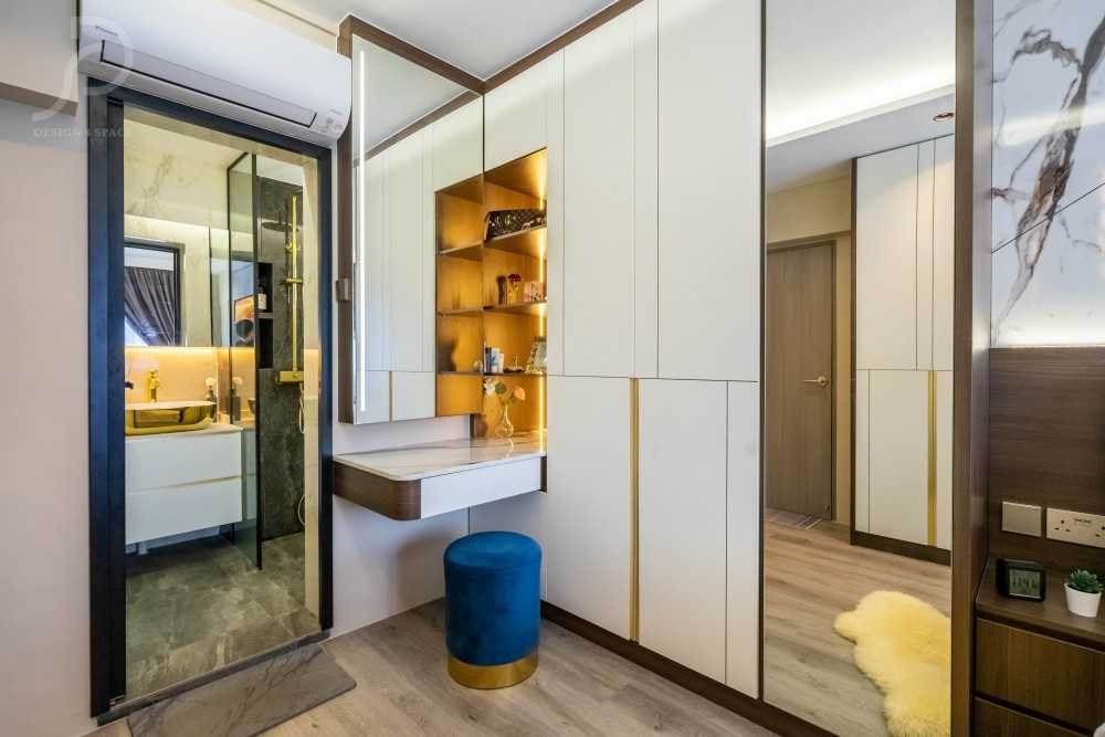 Modern Bedroom with Vinyl Flooring and Homogeneous Tiles