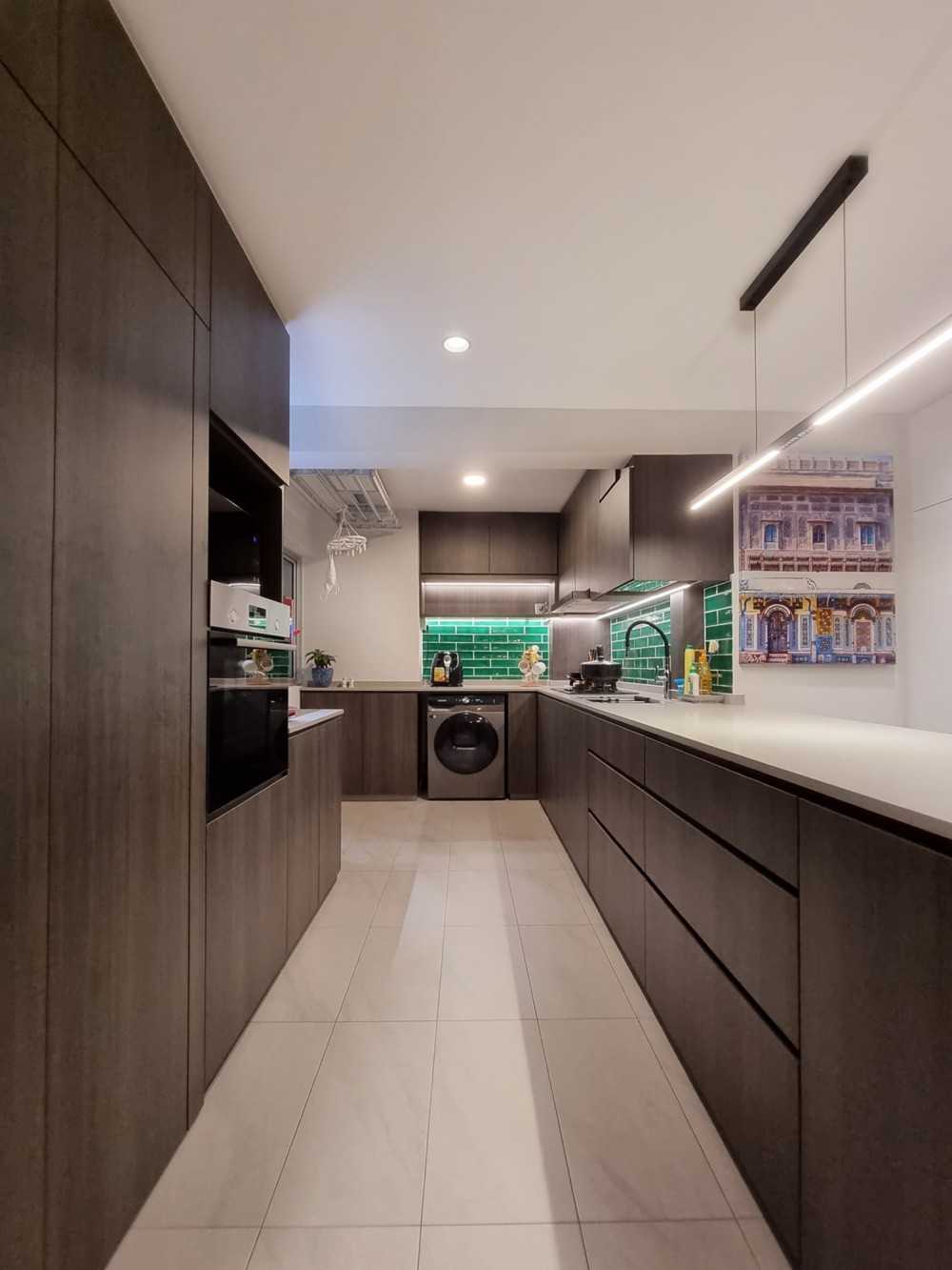 Modern Kitchen with Countertop and Kitchen Accessories