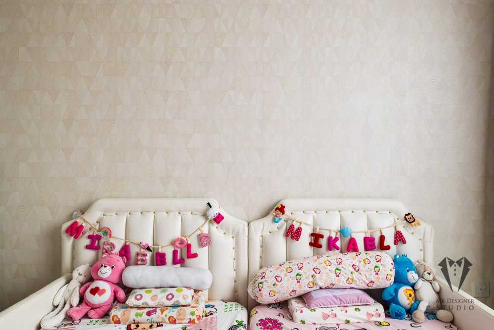 Modern Bedroom with Wardrobe and Children's Beds