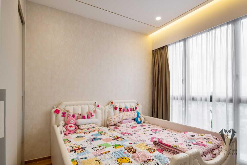 Modern Bedroom with Platform Bed and Parquet Floor