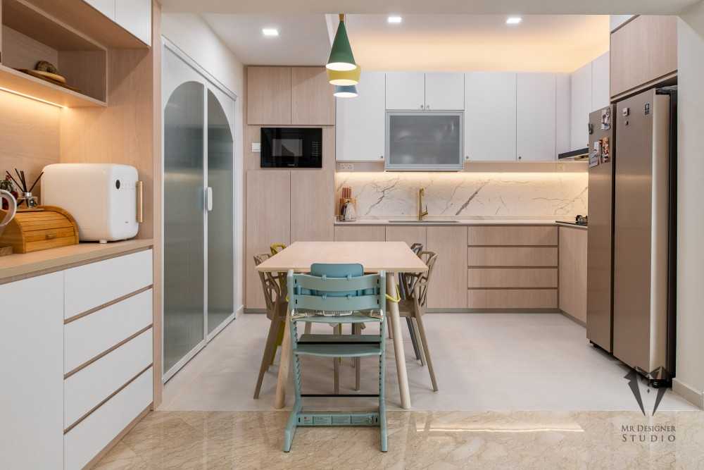 Modern Kitchen with Countertop and Kitchen Island