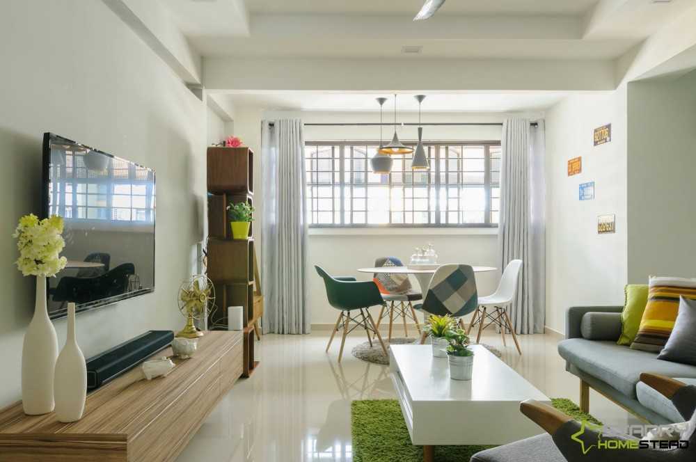 Modern Living Room with Sofa and TV