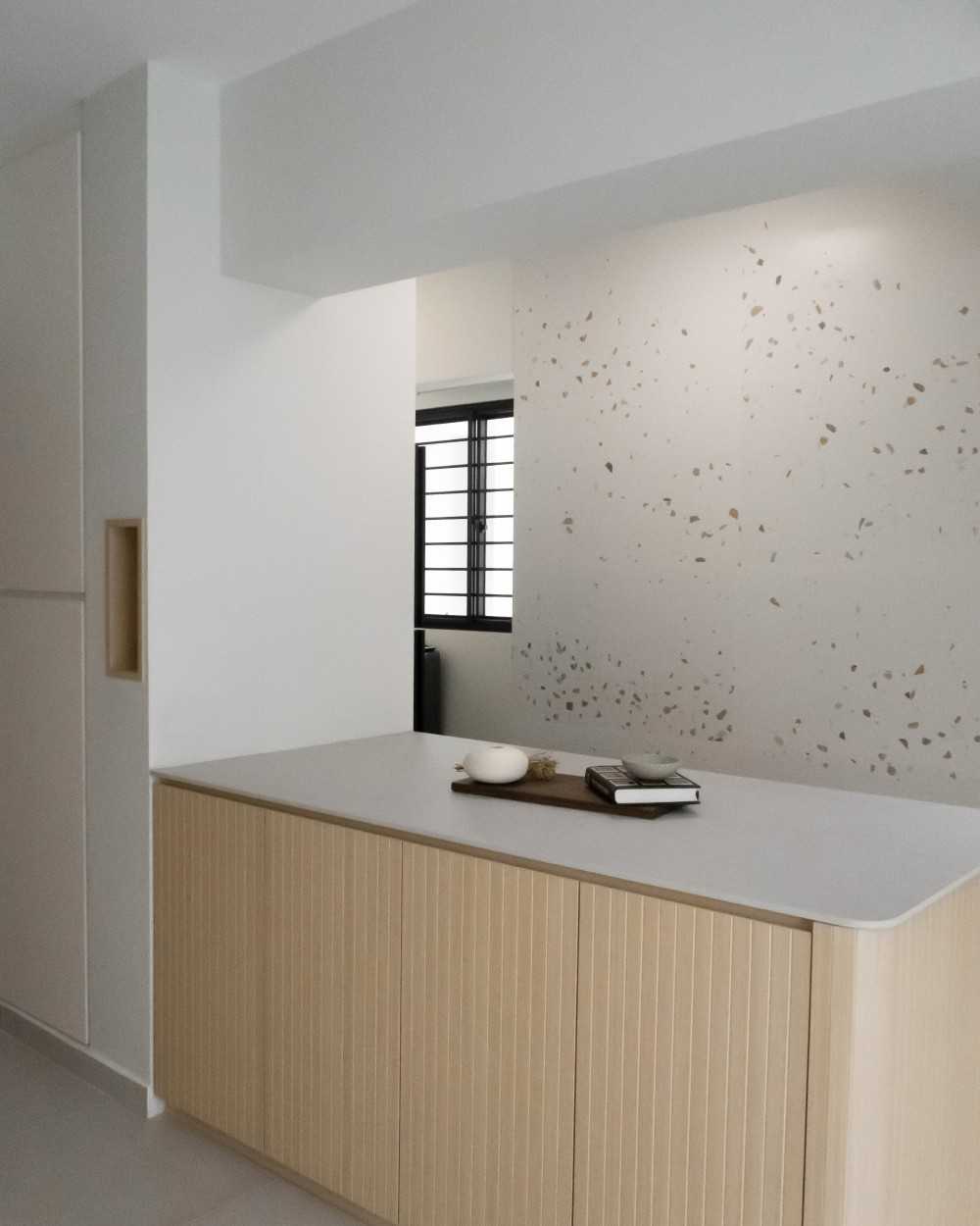 Scandinavian Entryway with Countertop and Open Kitchen
