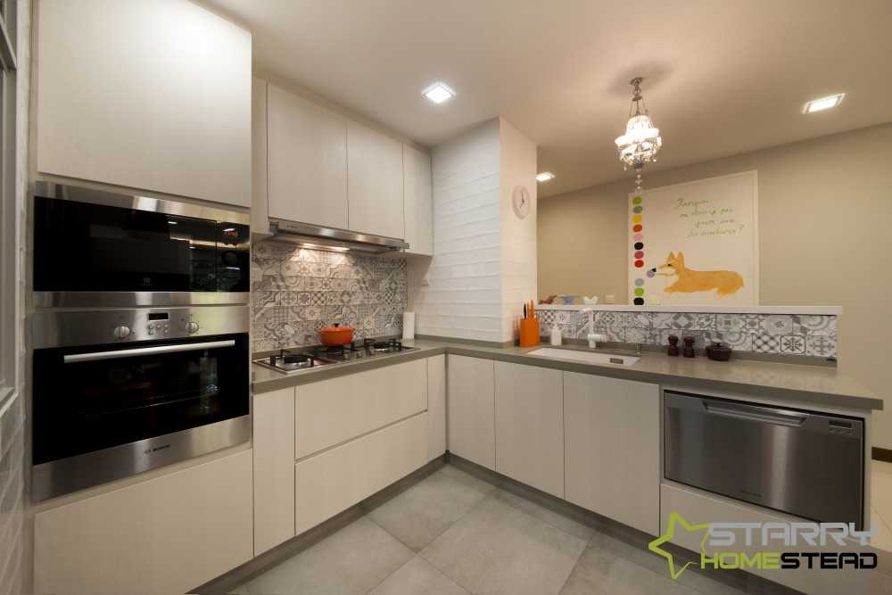 Scandinavian Kitchen with Kitchen Backsplash and Kitchen Accessories